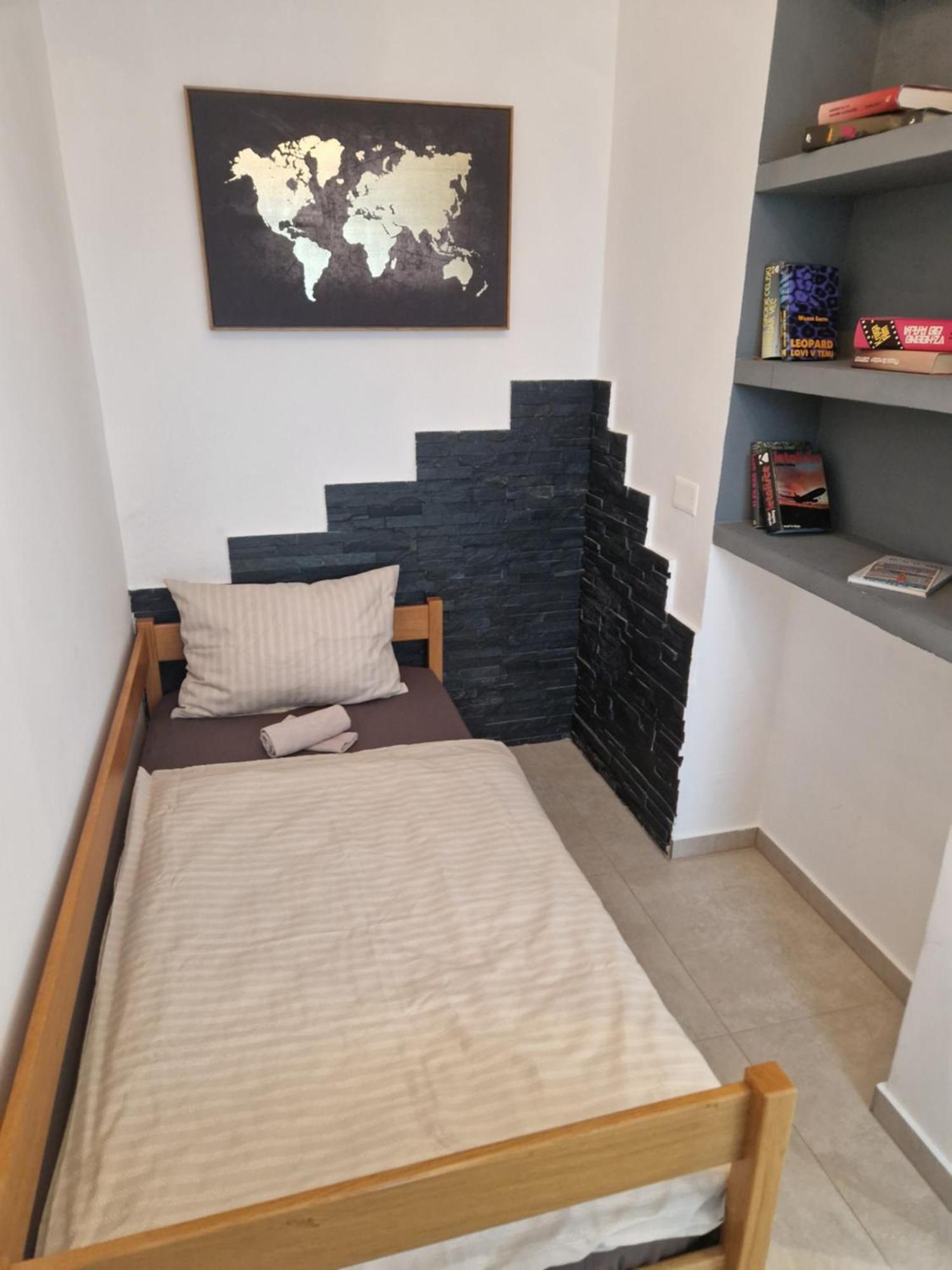 Apartmans Robo Копер Екстериор снимка