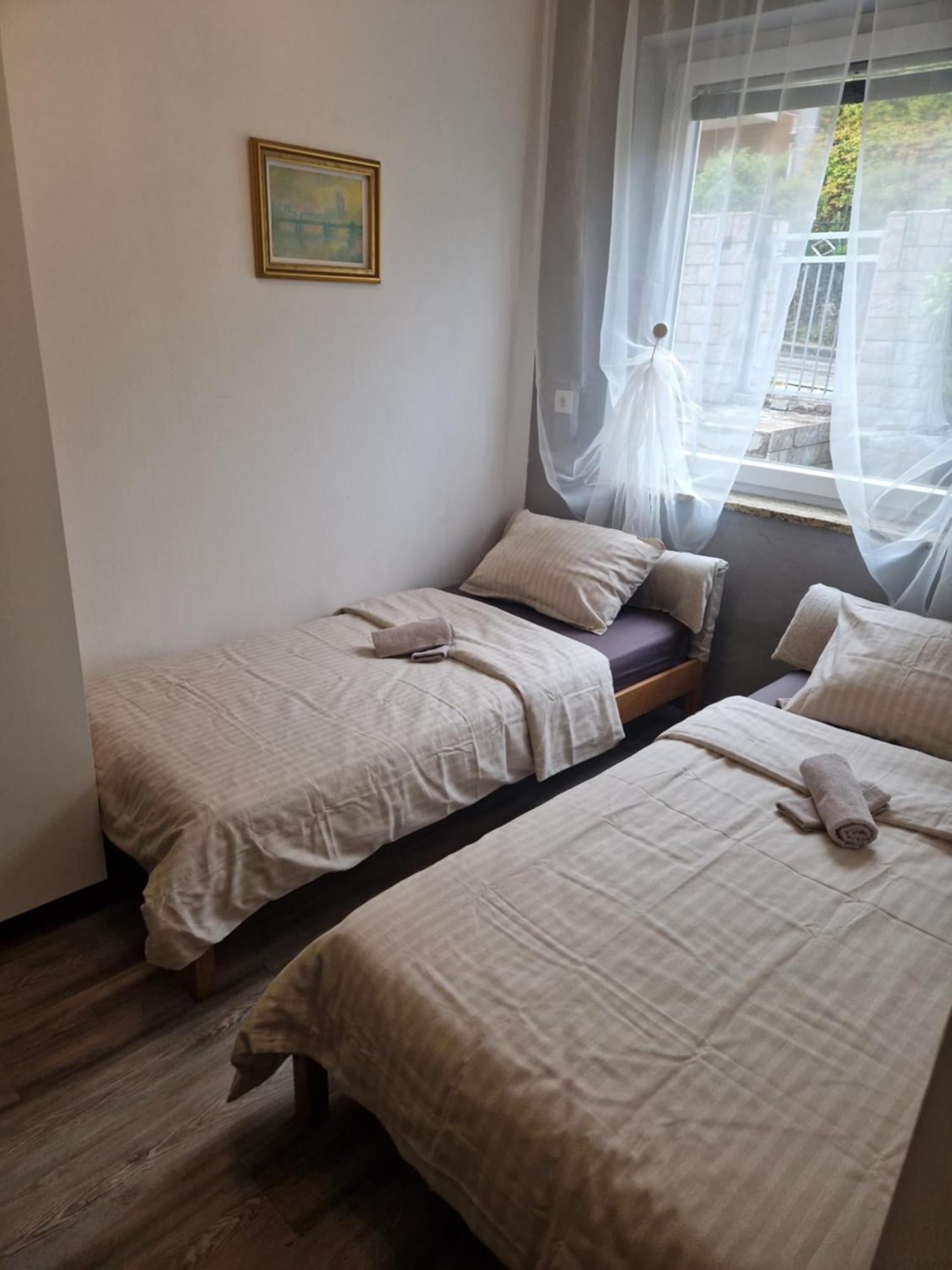 Apartmans Robo Копер Екстериор снимка